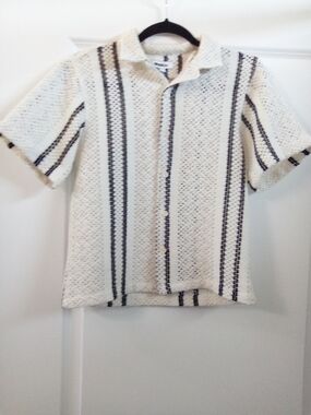 Girls  Cream Short-Sleeve Crochet Button-Up Top with Black  Stripes Size 12